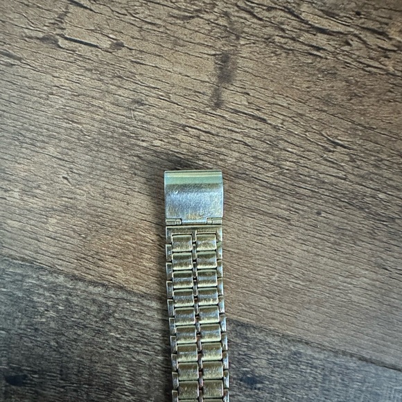 Lorus | Vintage Disney Mickey Mouse Watch - Picture 7 of 7